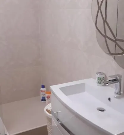 Apartment Large Beautiful Near The Negresco *